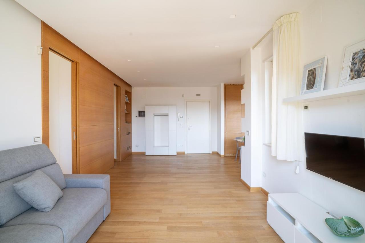 Ferienwohnung Dimora Montereale Near The Sea Trani Exterior foto